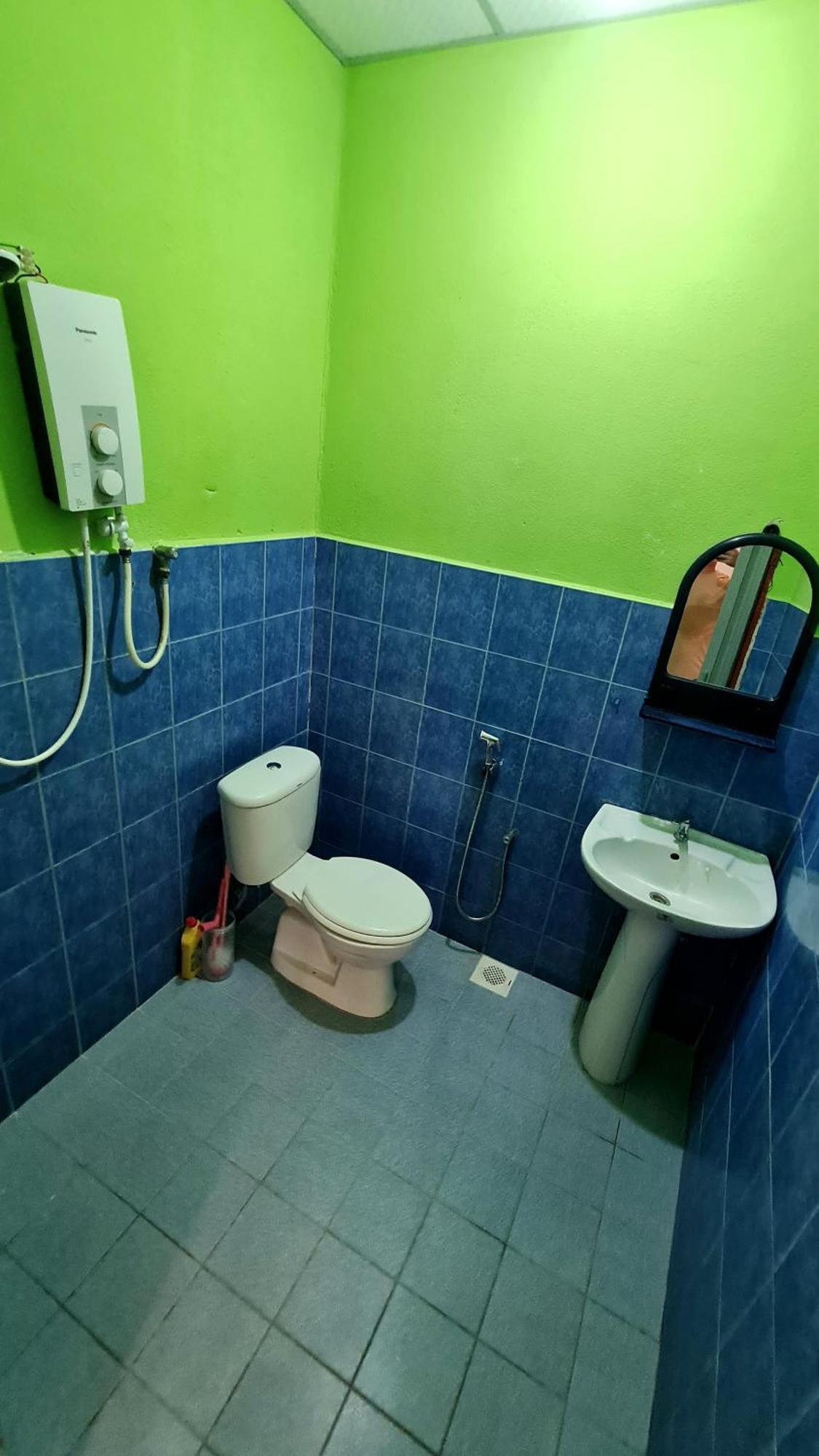 Hostel Rainbow Bed N Bfast Pantai Cenang  Zewnętrze zdjęcie